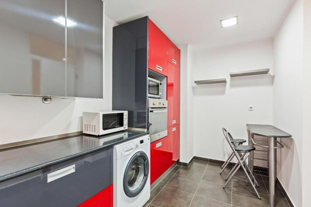 Stunning 2 Bedroom Near Belem Apartamento *